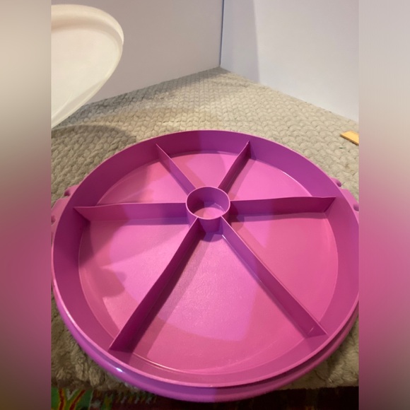 Vintage Purple Tupperware Divided Tray Server With Lid #405-1 - Picture 4 of 5